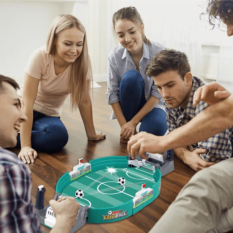 Interactief Tafelvoetbal Spel - Voetbal Speelgoed voor Kinderen - Cadeau voor Voetballer - Inclusief 2 Ballen