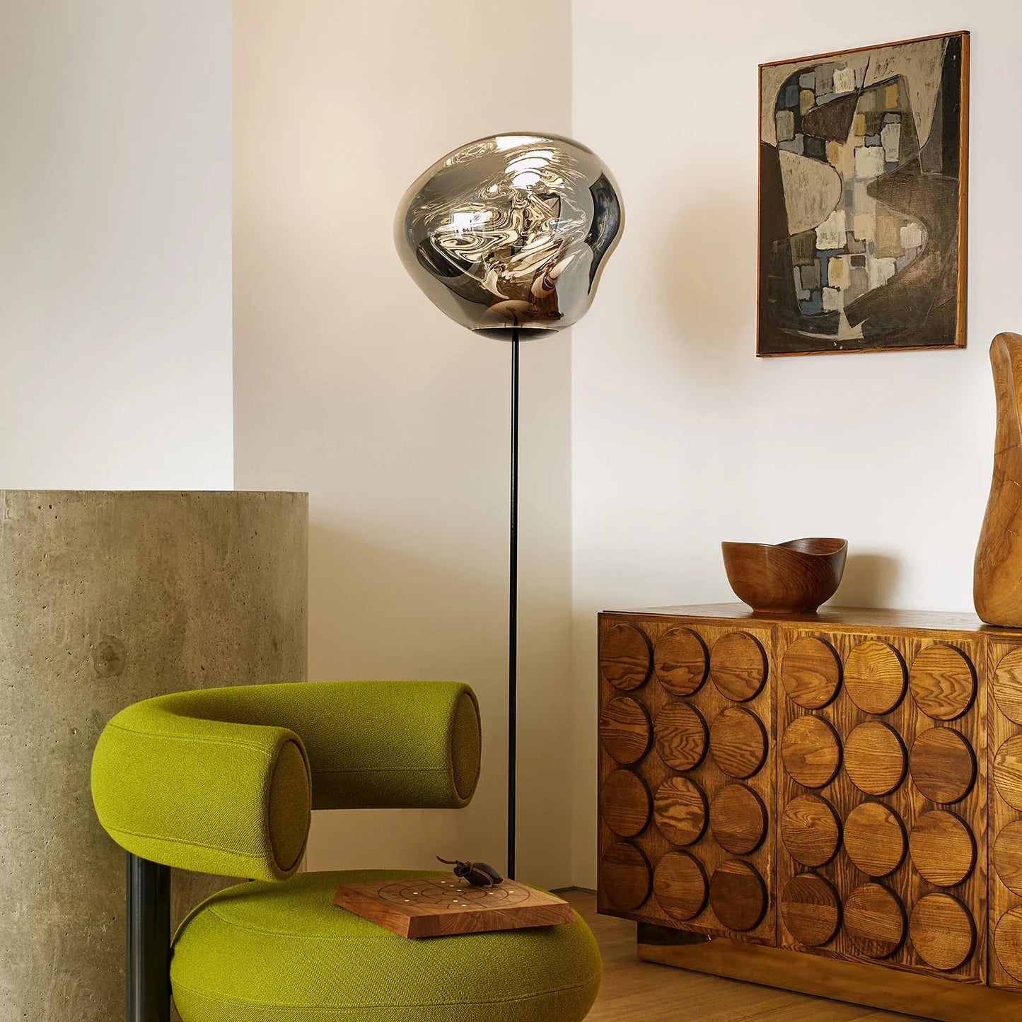 Lava Slim Vloerlamp - Elegante Designlamp met Glasdruppel Details en Messing Frame