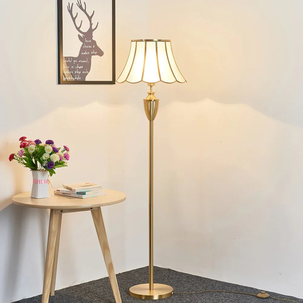 Luxe Messing Vloerlamp - Vintage Designlamp met Glazen Kap