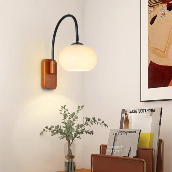 Wandlamp met Khaki Glazen Kap en Houten Accent - Sfeervolle Verlichting voor Woonkamer