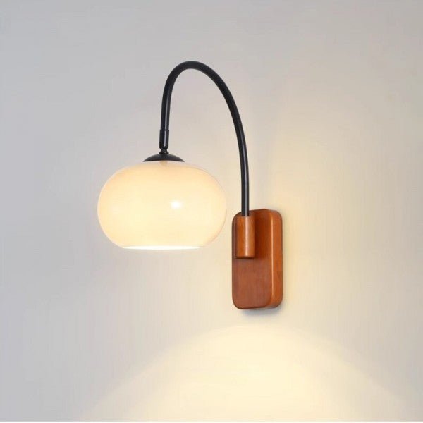 Wandlamp met Khaki Glazen Kap en Houten Accent - Sfeervolle Verlichting voor Woonkamer