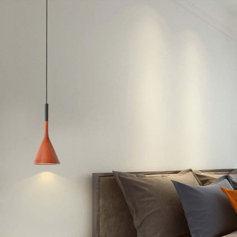 Moderne Driehoek Hanglamp - Scandinavische LED Plafondlamp voor Woonkamer en Eetkamer