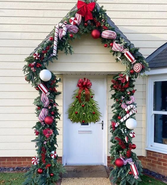 Kerstboom Deurkrans - Groene Decoratieve Krans voor Binnen en Buiten