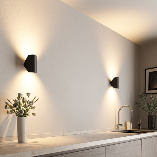 Buiten LED Wandlamp met Warme Verlichting - Weerbestendige Moderne Sfeerverlichting