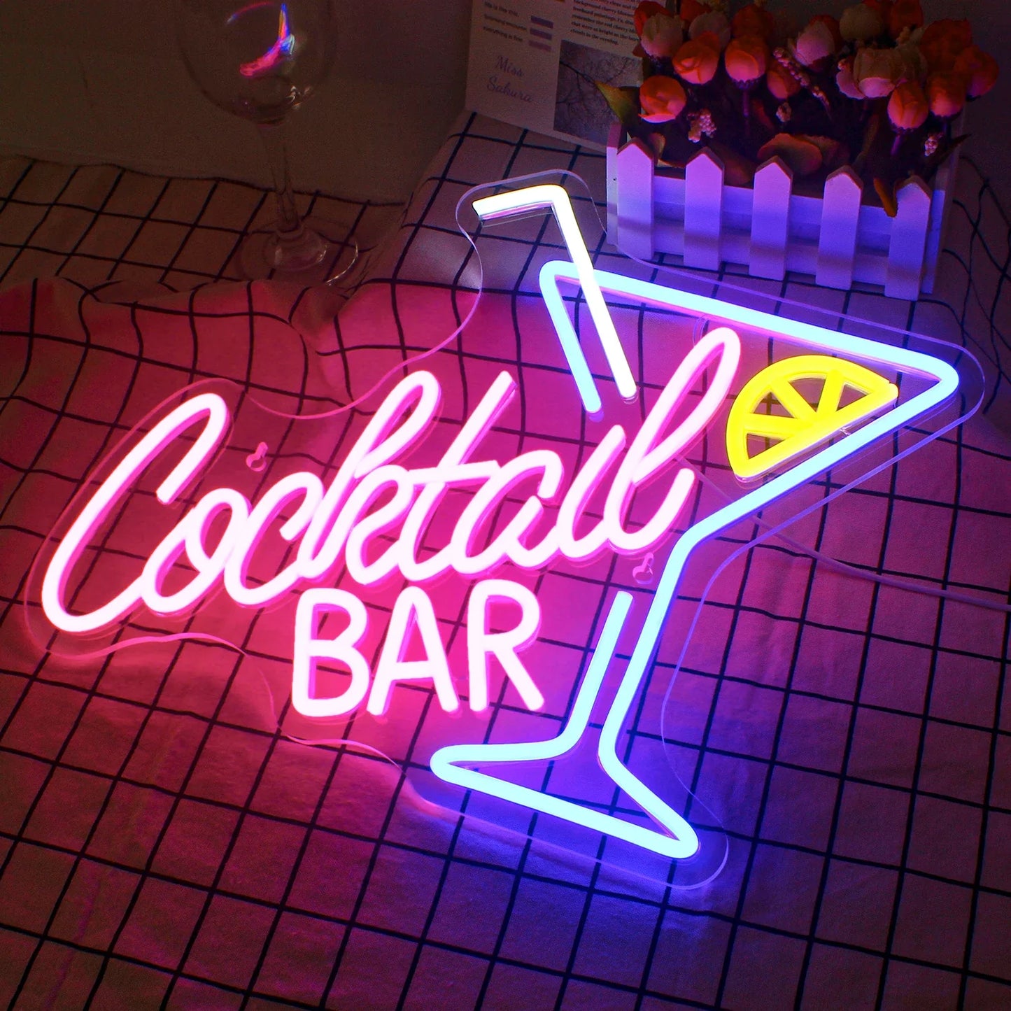 Neon Cocktail Bar LED Lamp | Stijlvolle en Energiezuinige Sfeerverlichting voor Thuis en Bars