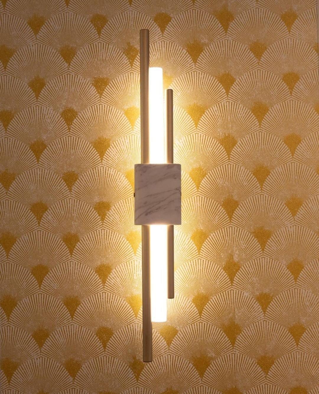 Moderne Wandlamp Met Marmer En Goud - Luxe Sfeerverlichting Voor Woonkamer en Hal