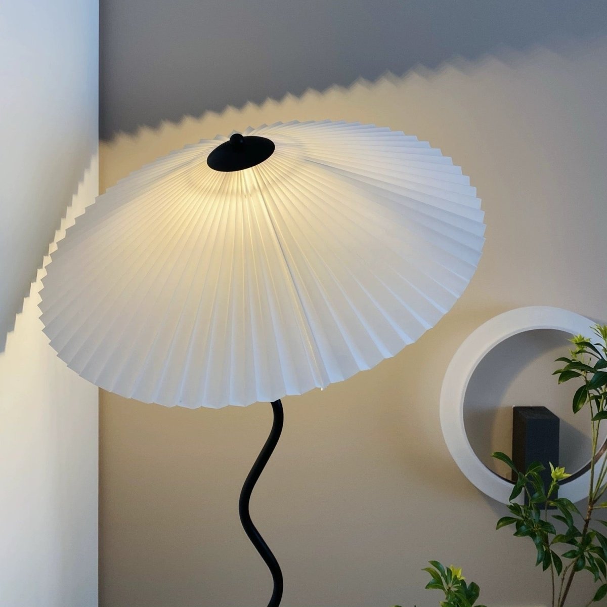 Moderne Squiggle Vloerlamp - Speelse Designlamp voor Woonkamer en Slaapkamer