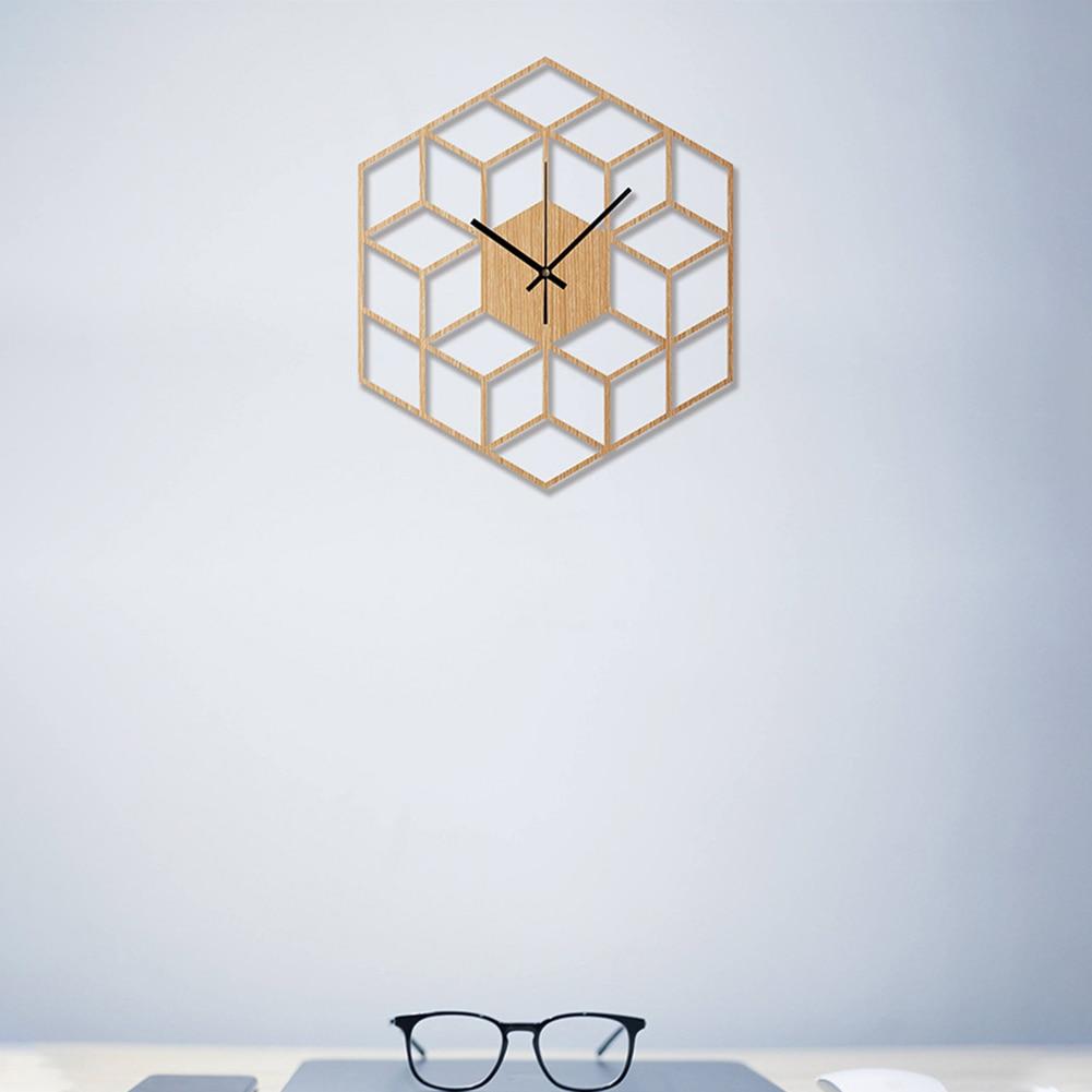 Hexagonale Houten Wandklok - Scandinavisch Design voor Modern Interieur